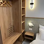 Minerva By Homely *