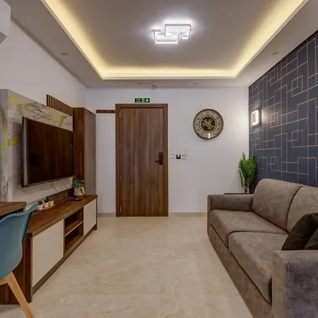 Minerva By Homely Apartment *