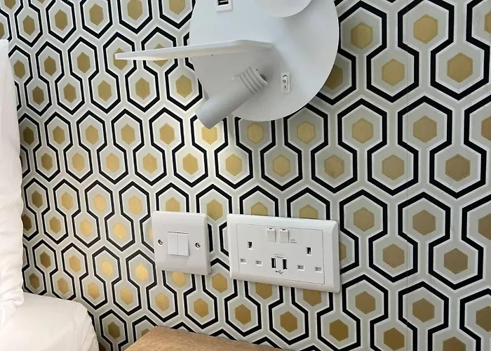 Minerva By Homely Apartament